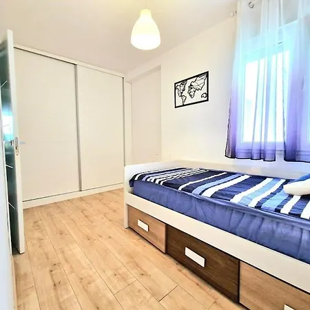 Apartmán Viendo Montanas A 700m De La Playa *