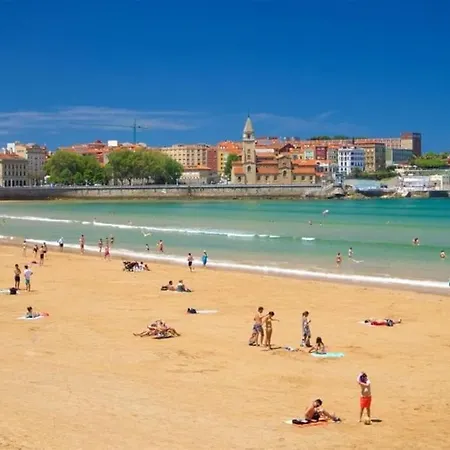 Viendo Montanas A 700m De La Playa アパート ヒホン